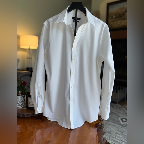 Tommy Hilfiger White Dress Shirt – Athletic Fit, Stretch (THFlex Collar) Size M - Picture 1 of 8